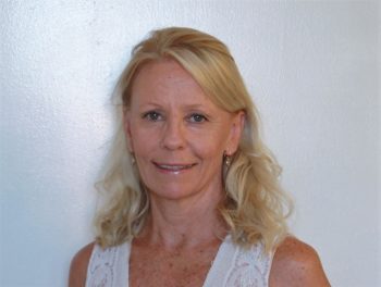 Business Bookkeeping Services Michele from shoulders up image of Michele Business Bookkeeping Services